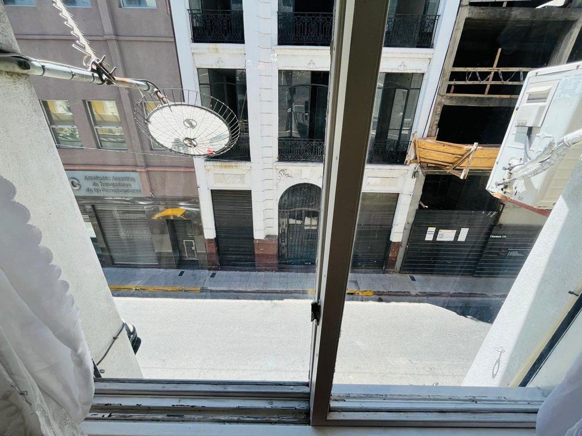 Foto de DEPARTAMENTO EN VENTA 2 AMBIENTES FRENTE MONSERRAT, imagen 5
