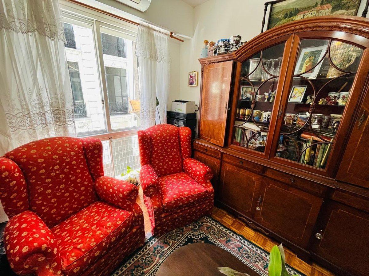 Foto de DEPARTAMENTO EN VENTA 2 AMBIENTES FRENTE MONSERRAT, imagen 1