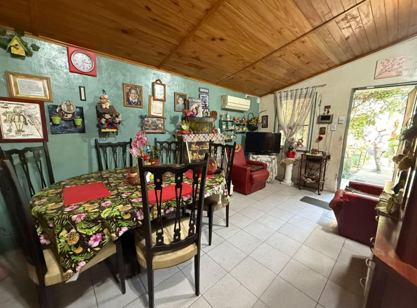 Foto de CASA 4 AMBIENTES CON LOCAL EN VENTA BURZACO, imagen 5