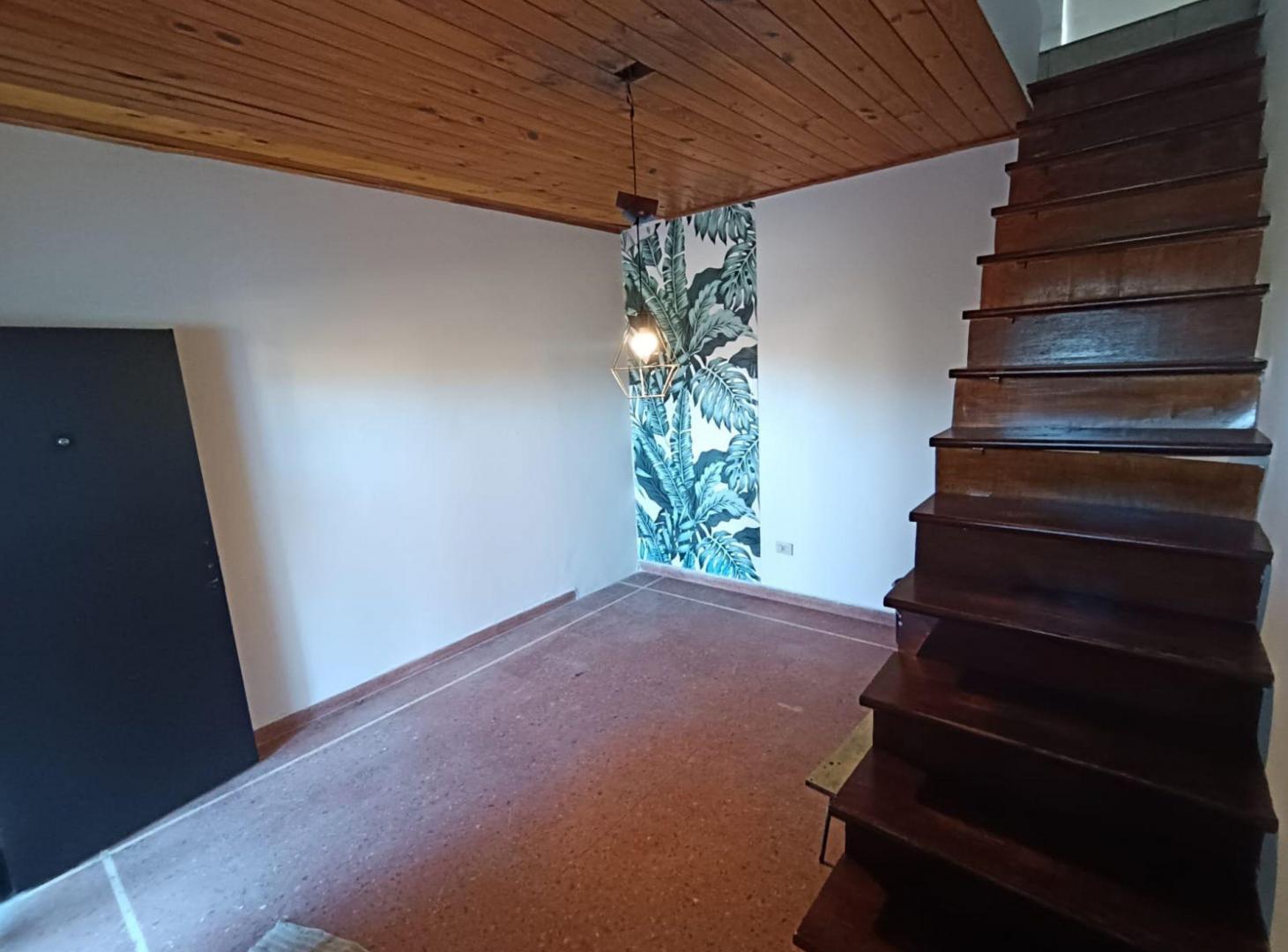 Foto de CASA + DEPARTAMENTO CON TERRENO VENTA BANFIELD, imagen 2