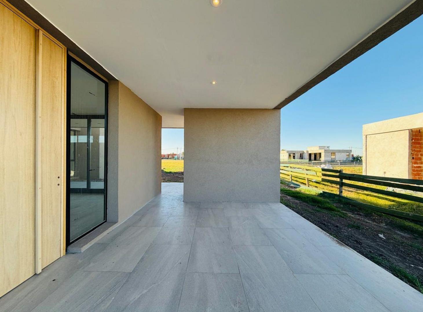 Foto de Casa a estrenar 4 ambientes Venta Fincas Joven, imagen 2