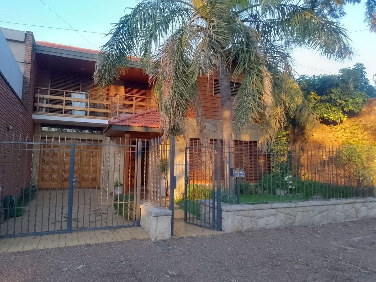 Foto de CASA 4 AMBIENTES VENTA TEMPERLEY APTO CREDITO, imagen 1
