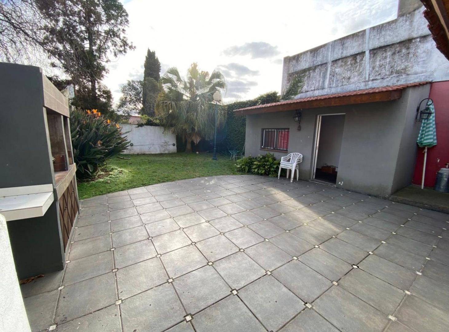 Foto de VENTA CASA 3 AMBIENTES BANFIELD APTO CREDITO, imagen 5