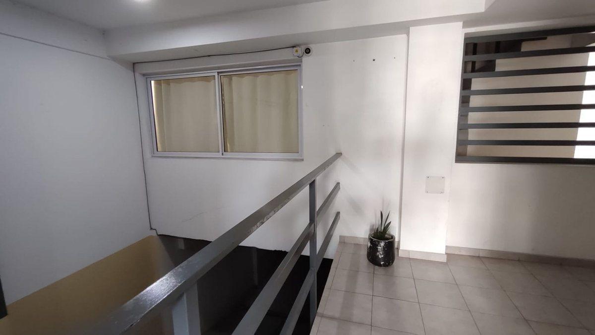 Foto de OFICINA DEPARTAMENTO 2 AMB VENTA LOMAS DE ZAMORA, imagen 5