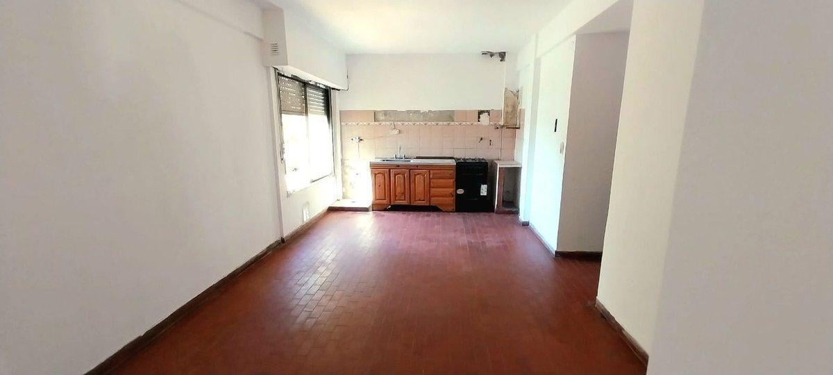 Foto de VENTA 3 DPT 3 Y 4 AMB LAS HERAS 2600-ÚNICO L DE Z, imagen 1