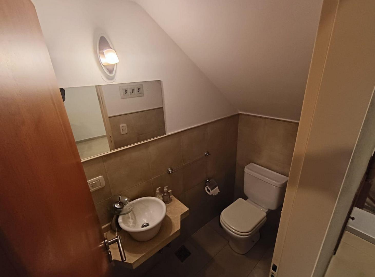 Foto de DUPLEX EN VENTA 4 AMBIENTES LOMAS DE ZAMORA, imagen 3
