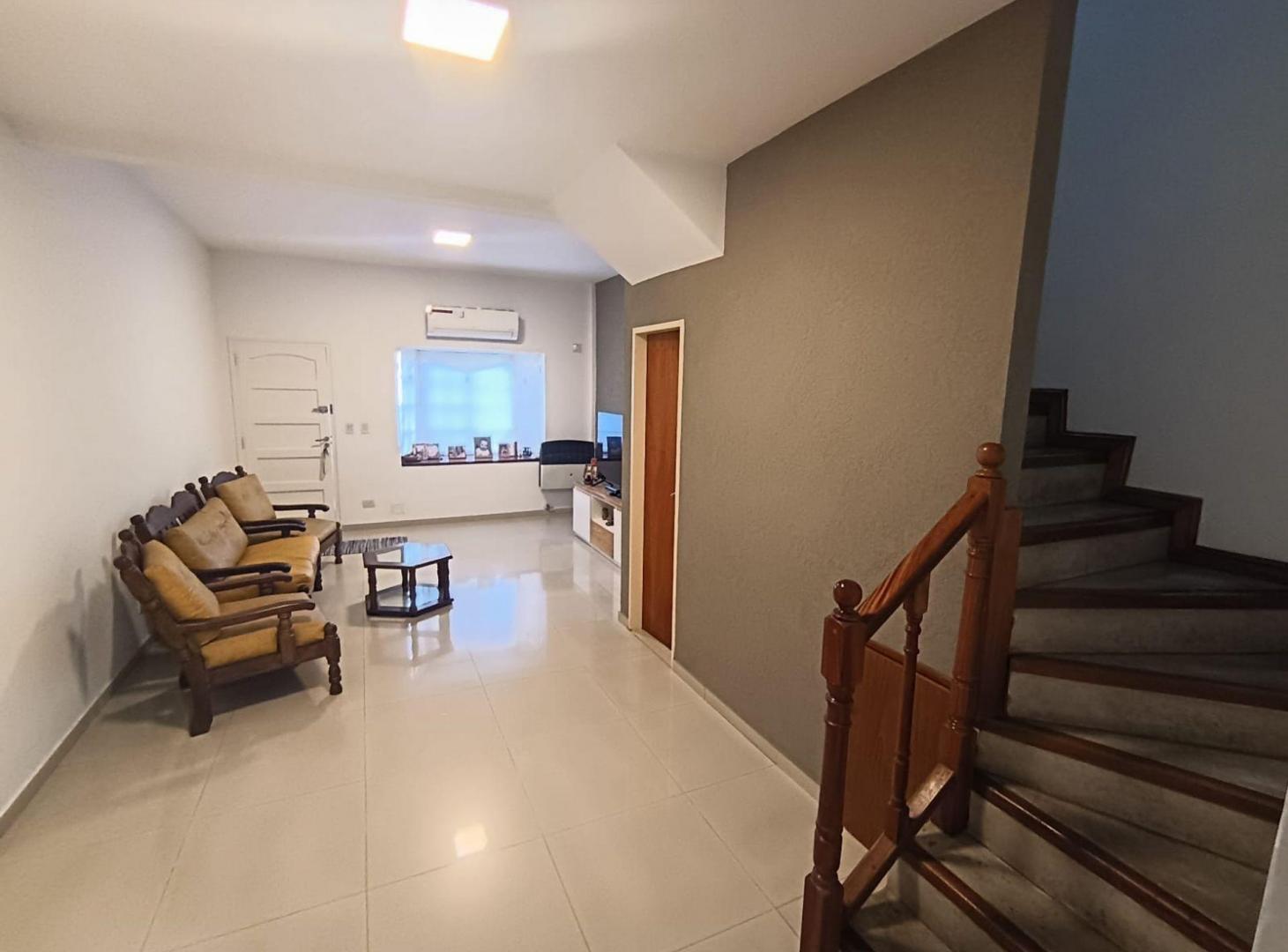 Foto de DUPLEX EN VENTA 4 AMBIENTES LOMAS DE ZAMORA, imagen 1