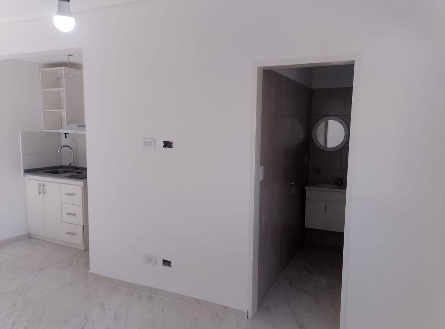 Foto de ALQUILER DE MONOAMBIENTE A ESTRENAR, 1° PISO, imagen 1