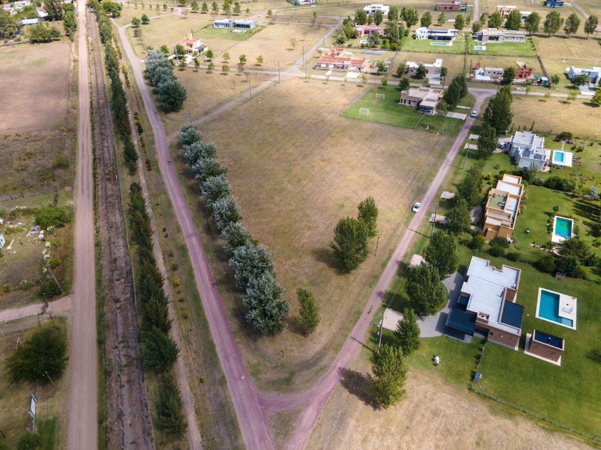 Foto de LOTE 1232mts FINCAS de SAN VICENTE SPORTING VENTA, imagen 5