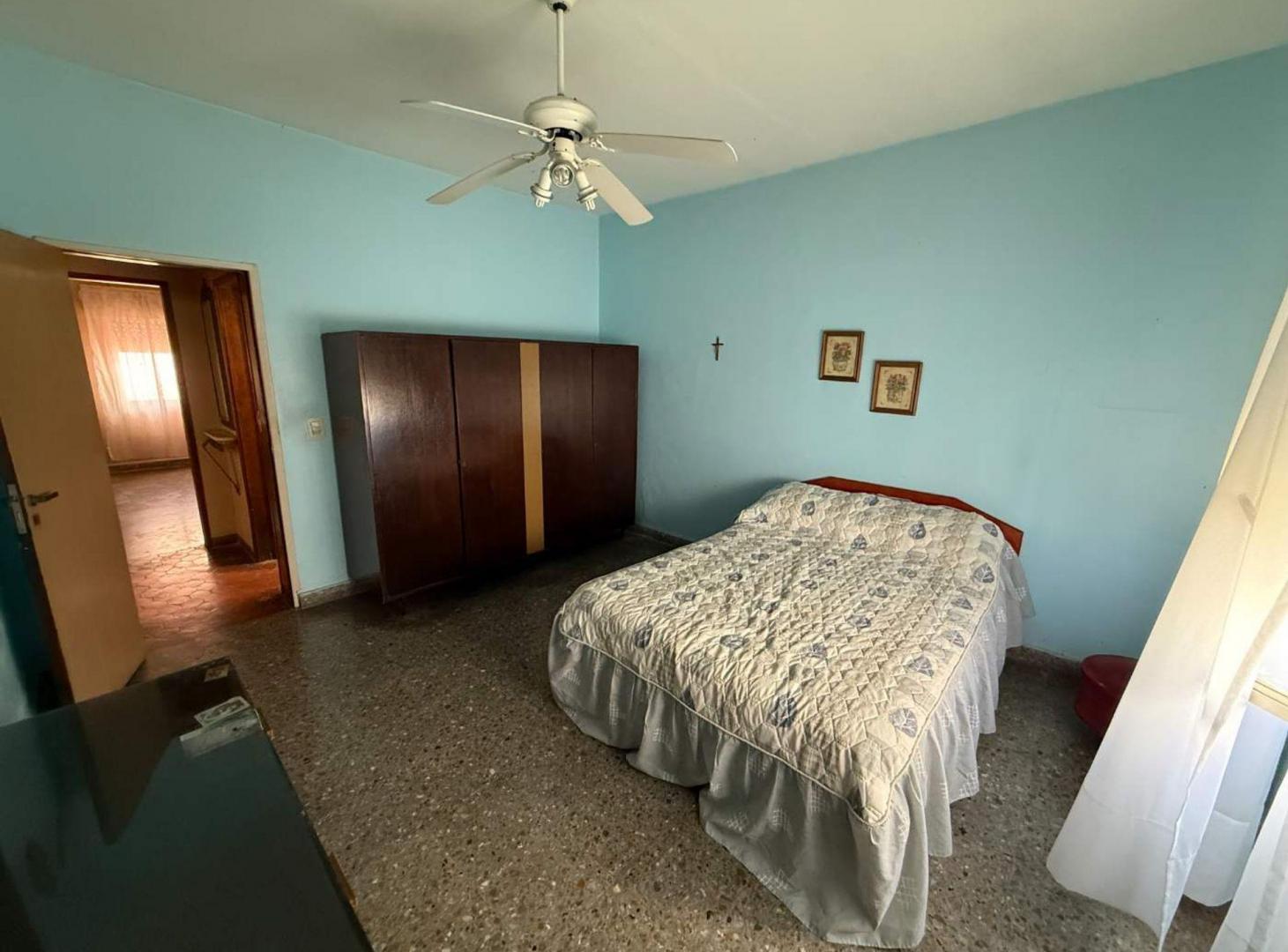 Foto de CASA 4 AMBINTES EN VENTA CON LOCAL Y COCHERA, imagen 3