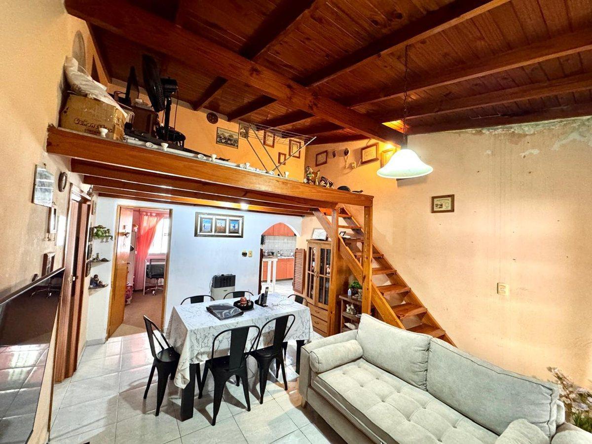 Foto de VENTA DE CASA CON DEPARTAMENTO EN EL JAGUEL, imagen 1