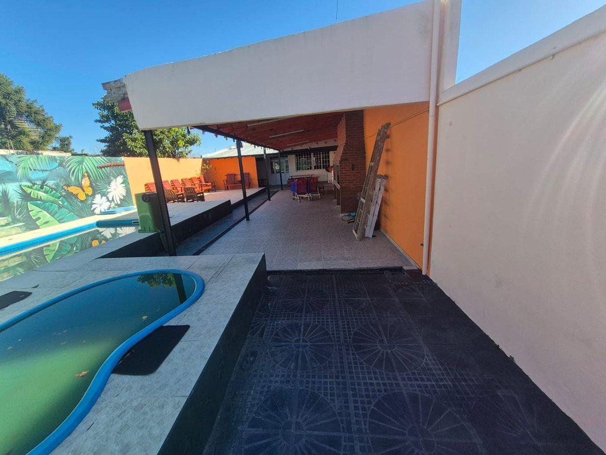 Foto de SALON D EVENTOS + CASA C PILETA VENTA EN TEMPERLEY, imagen 4