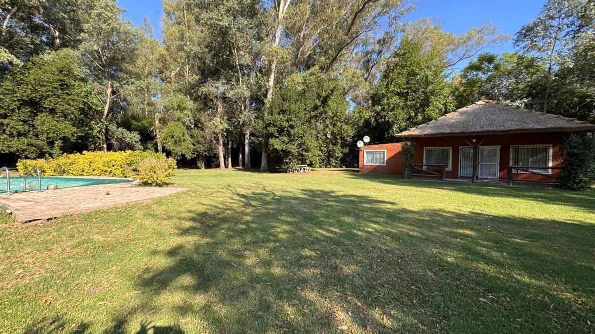 Foto de CASA VENTA BRANDSEN QUINTA AMPLIO LOTE Y PILETA, imagen 2