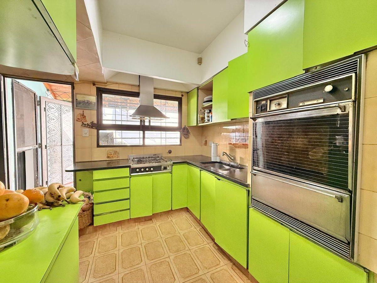 Foto de CASA EN VENTA 4 DORMITORIOS EN LOMAS DE ZAMORA, imagen 5