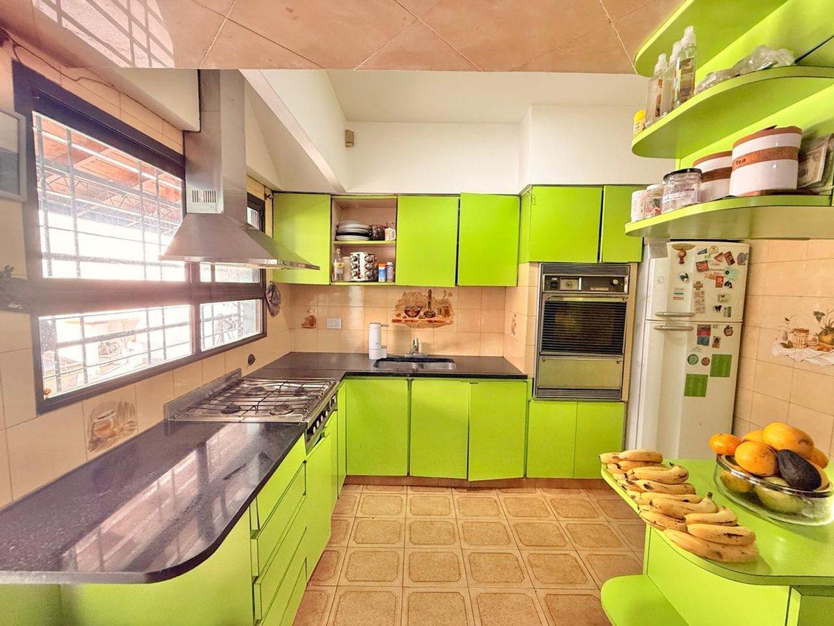 Foto de CASA EN VENTA 4 DORMITORIOS EN LOMAS DE ZAMORA, imagen 3
