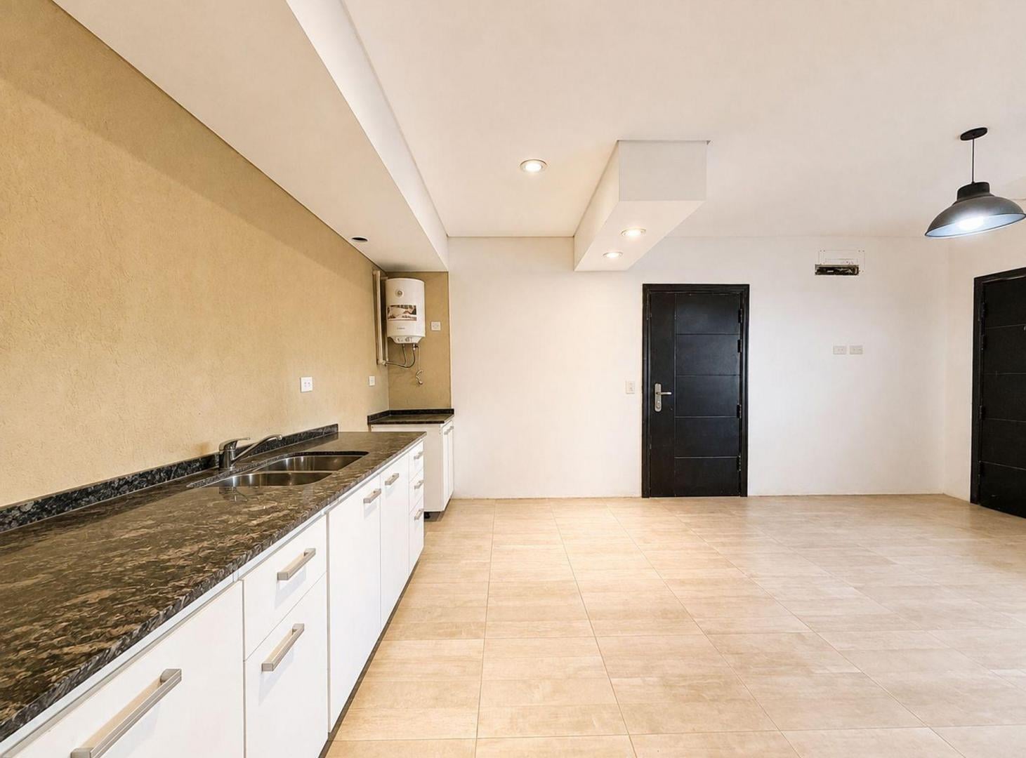 Foto de PH AL FRENTE 2 AMBIENTES VENTA LLAVALLOL ESTRENAR, imagen 1