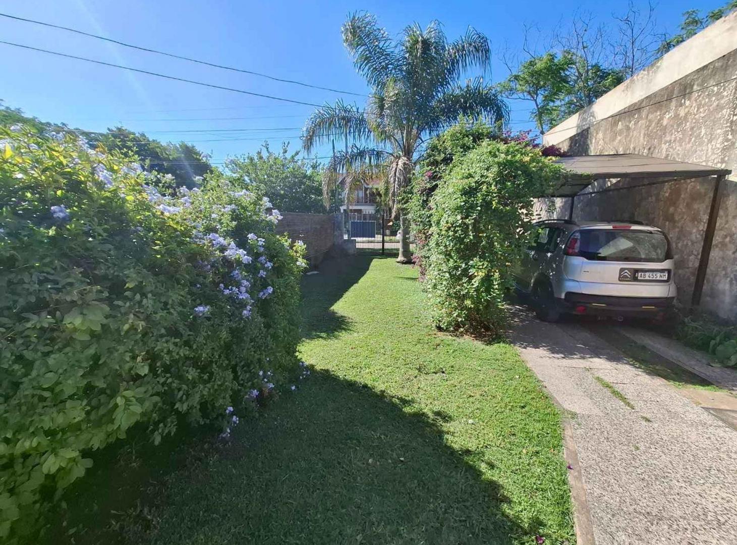 Foto de CASA 4 AMBIENTES VENTA TEMPERLEY JARDIN 2 FAMILIAS, imagen 3