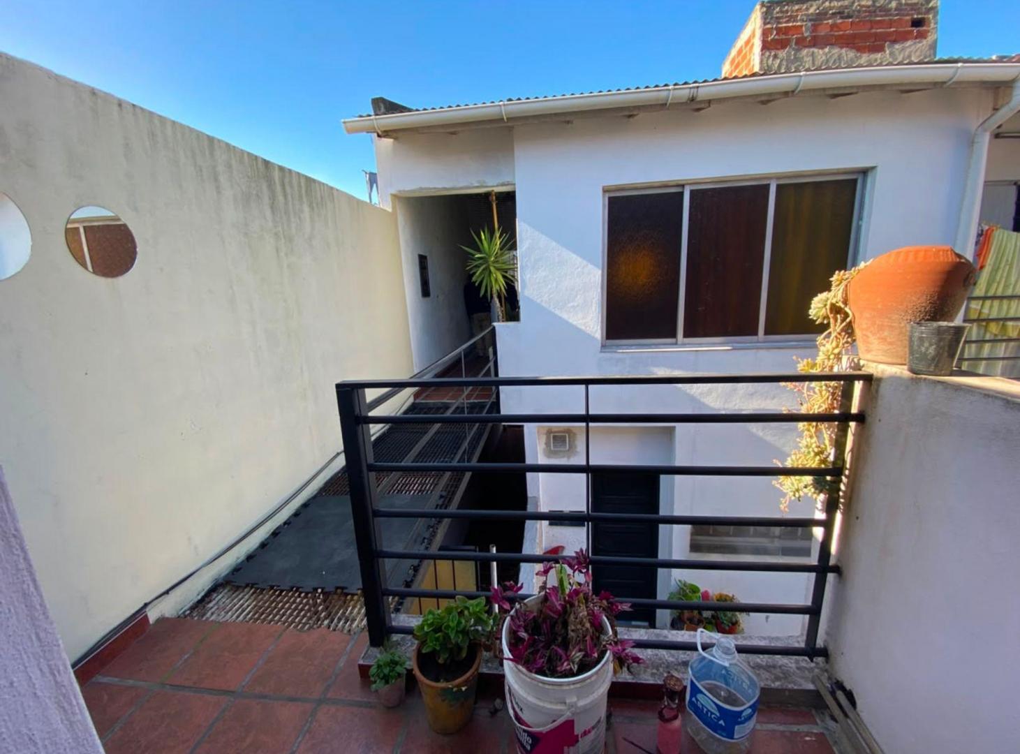 Foto de VENTA DEPARTAMENTO 2 AMBIENTES LOMAS ESTE, imagen 2