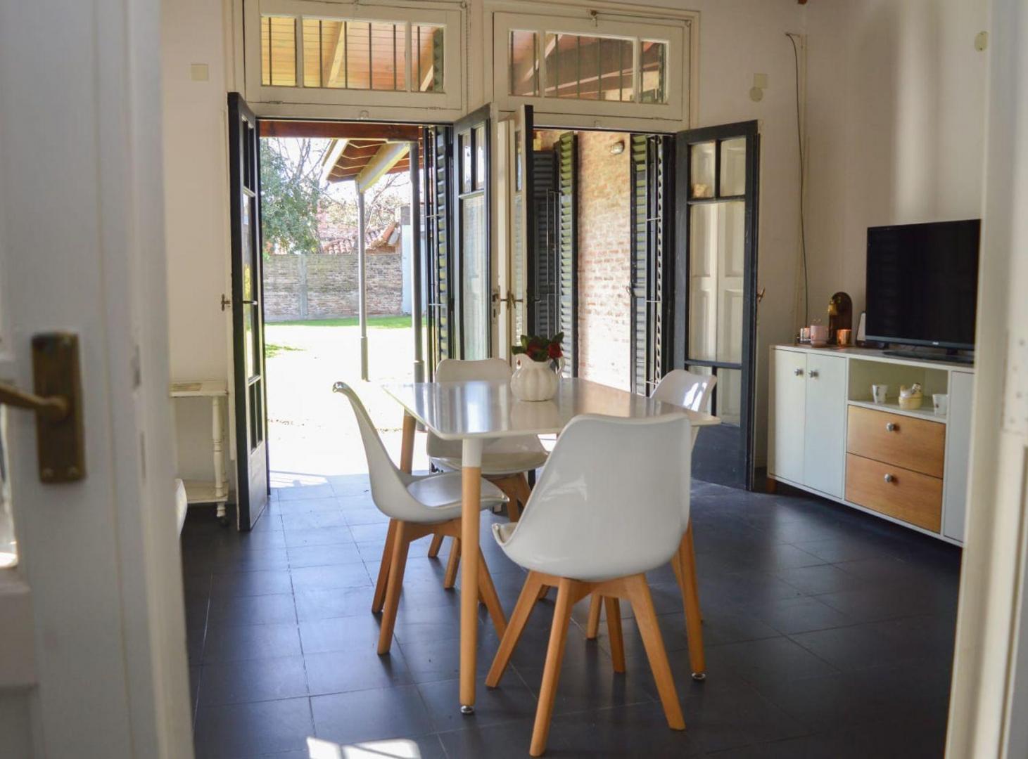 Foto de CASA EN VENTA 4 AMBIENTES CON AMPLIO FONDO ADROGUE, imagen 5