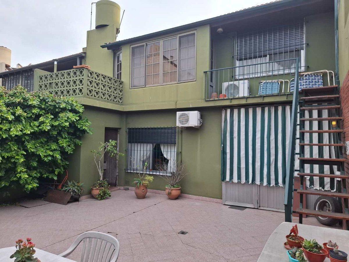 Foto de CASA DUPLEX 4 AMBIENTES VENTA LOMAS APTA CREDITO, imagen 2
