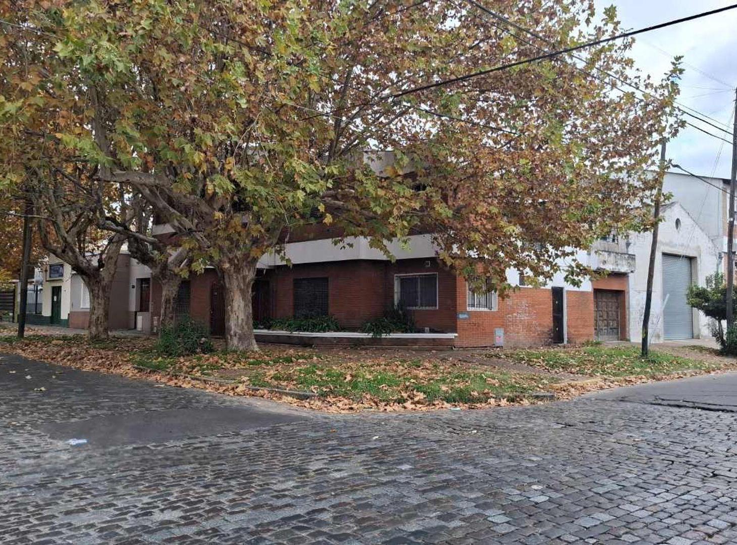 Foto de CASA 4 AMBIENTES VENTA LOMAS A REFACCIONAR, imagen 1