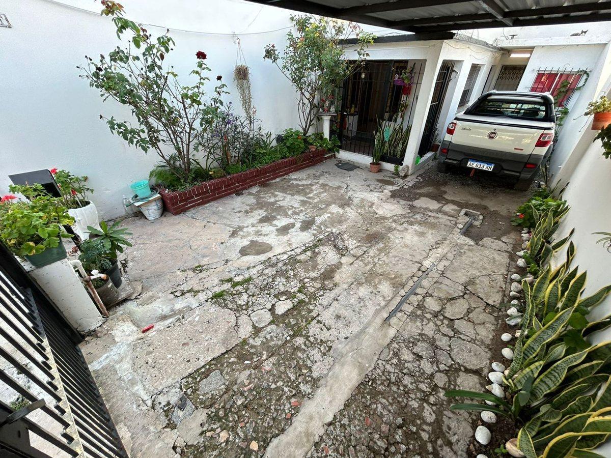 Foto de VENTA CASA EN LLAVALLOL 5 AMBIENTES OPORTUNIDAD!, imagen 2
