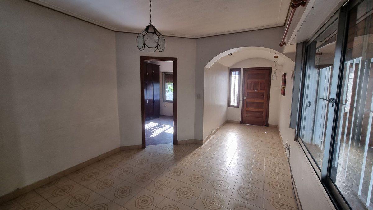 Foto de CASA EN VENTA LOMAS DE ZAMORA APTO CREDITO, imagen 5