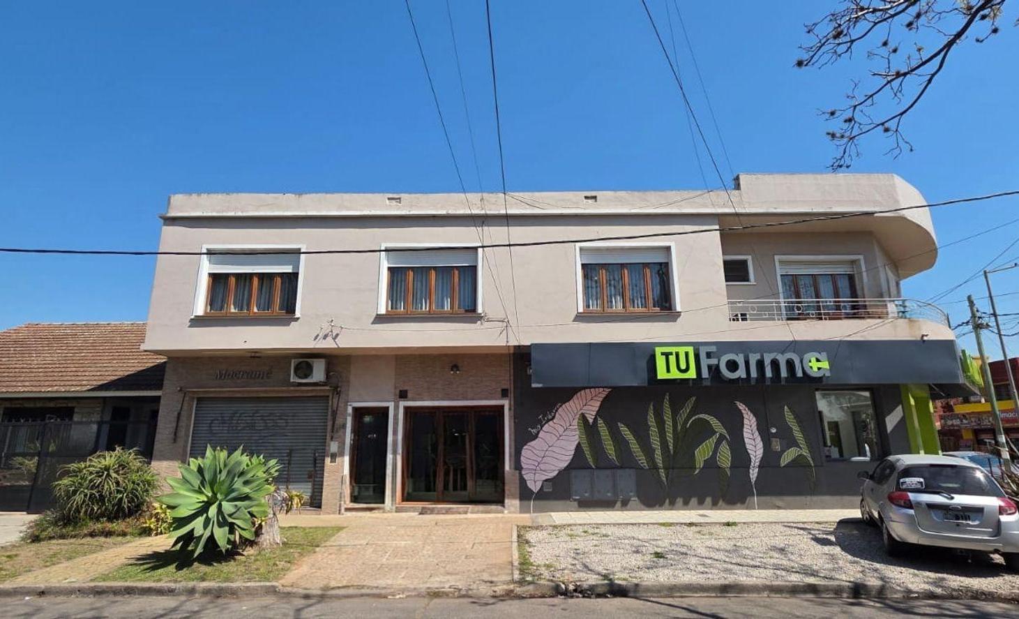 PH 4 AMBIENTES COCHERA Y PARQUE  VENTA JOSE MARMOL