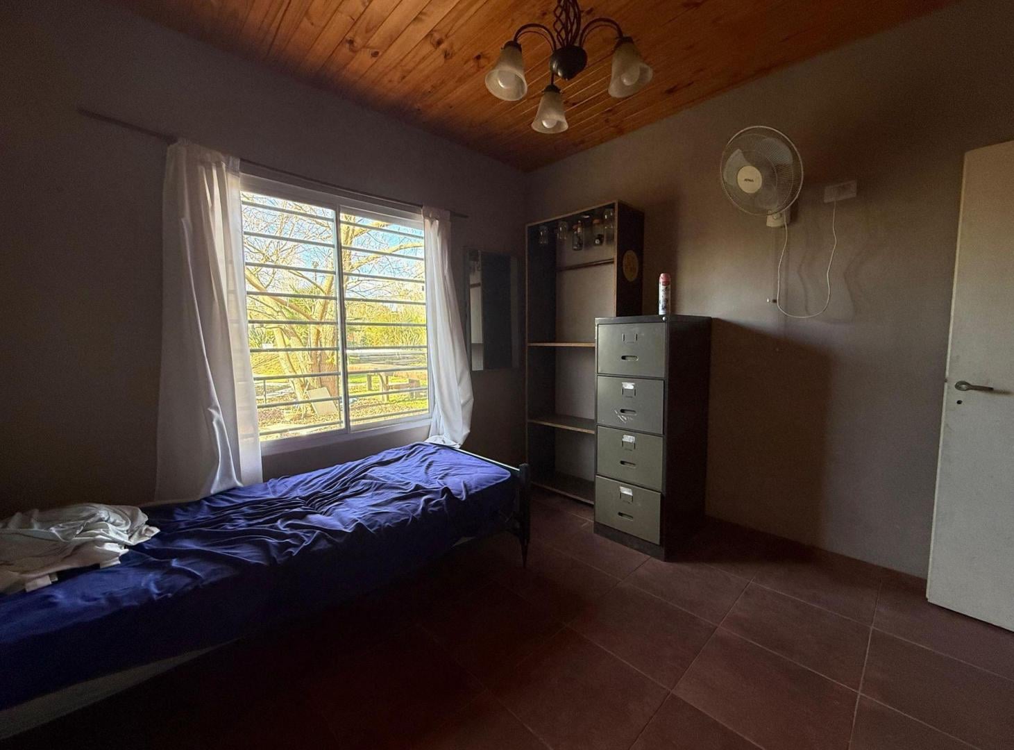 Foto de CASA 5 AMBIENTES VENTA PILETA Y CASA DE HUESPEDES, imagen 4