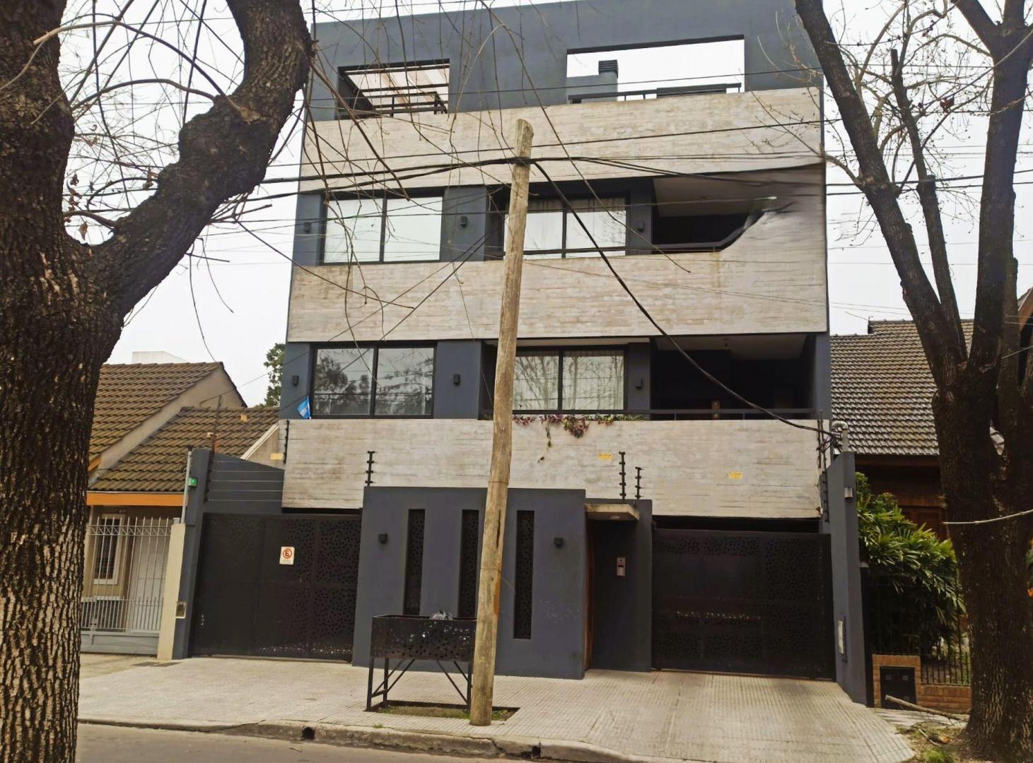 Foto de DEPARTAMENTO DOS AMBIENTES MONTE GRANDE Y TERRAZA, imagen 2