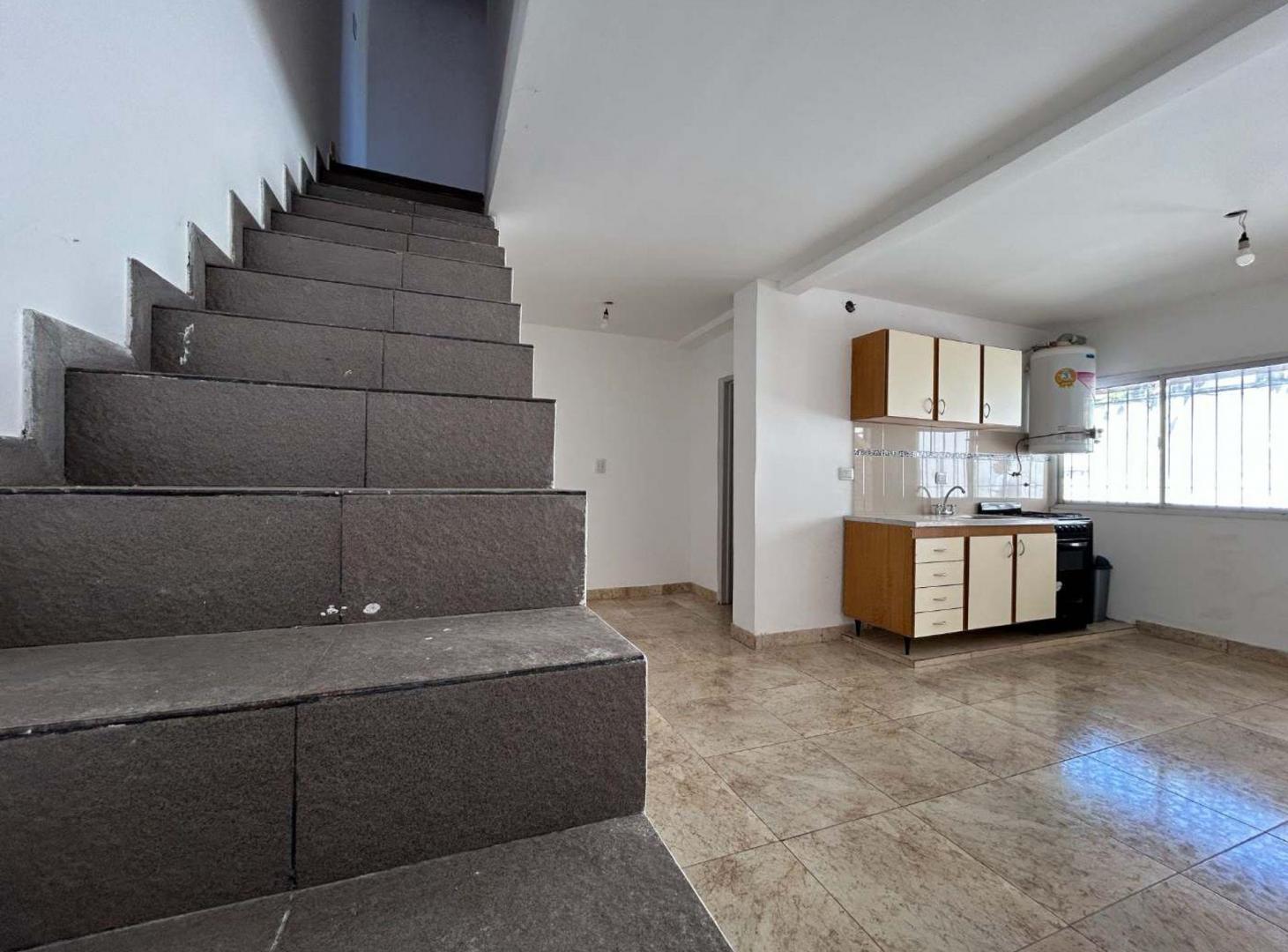 Foto de Venta en Block de 5 departamentos Lomas de Zamora, imagen 4