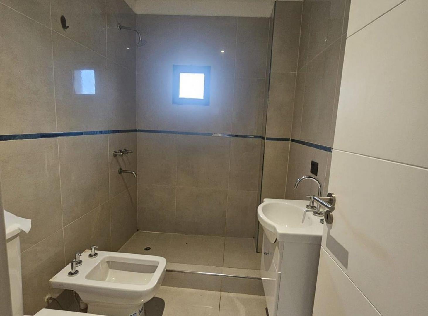 Foto de DEPARTAMENTO 2 AMBIENTES EN VENTA EN QUILMES, imagen 2