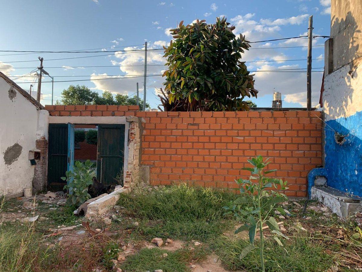 Foto de LOTE EN VENTA IDEAL INVERSION EN BANFIELD, imagen 1