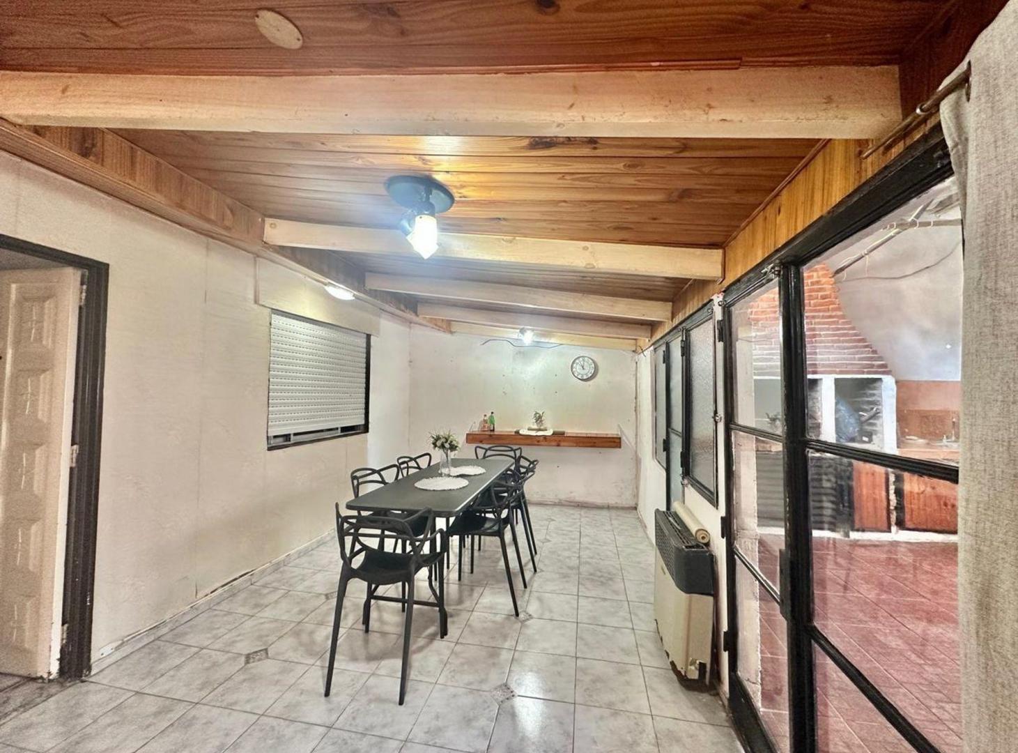 Foto de Venta casa 4 amb quincho y parrilla Zeballos, imagen 2