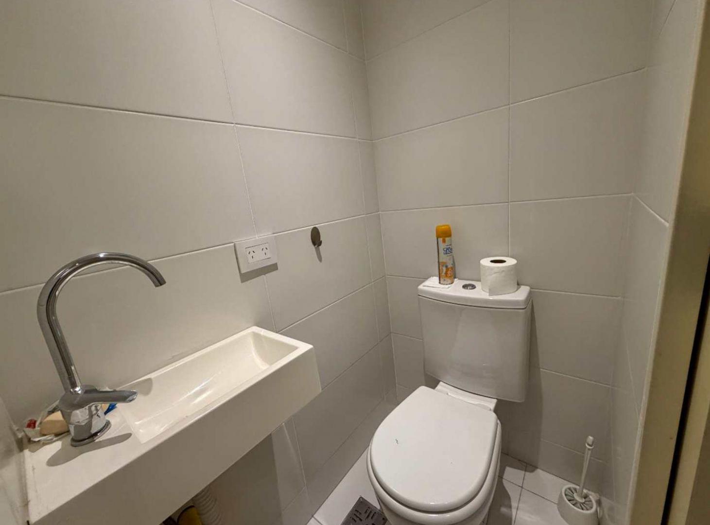 Foto de DEPARTAMENTO 2 AMBIENTES EN VENTA LOMAS DE ZAMORA, imagen 2