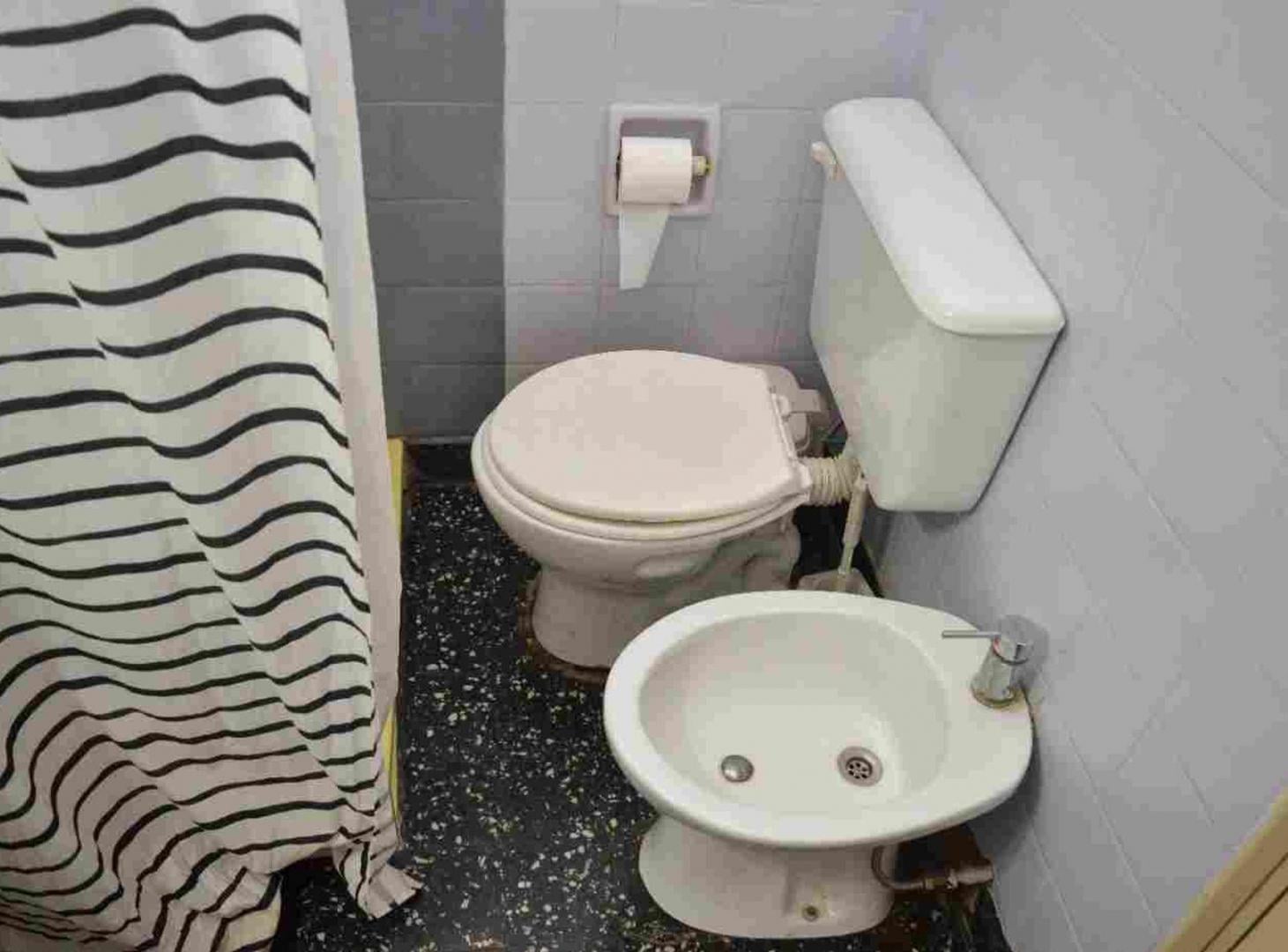 Foto de LOTE EN VENTA IDEAL DESARROLLO EN BANFIELD, imagen 2