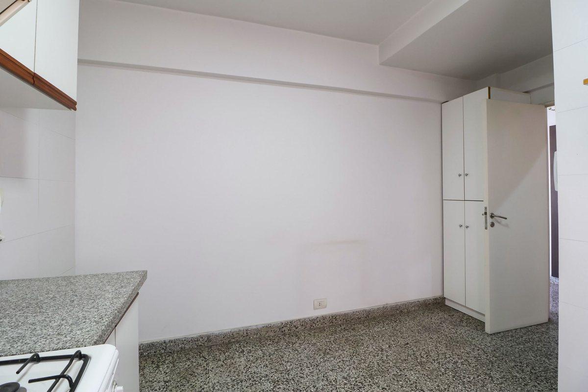 Foto de DEPARTAMENTO 4 AMBIENTES VENTA LOMAS DE ZAMORA, imagen 4