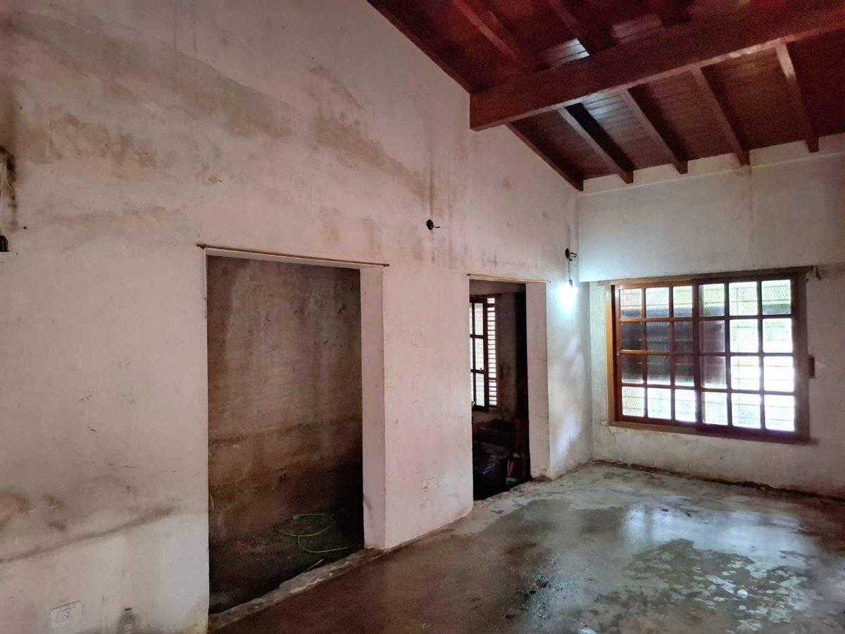 Foto de CASA 4 AMBIENTES A REFACCIONAR VENTA LOMAS, imagen 4