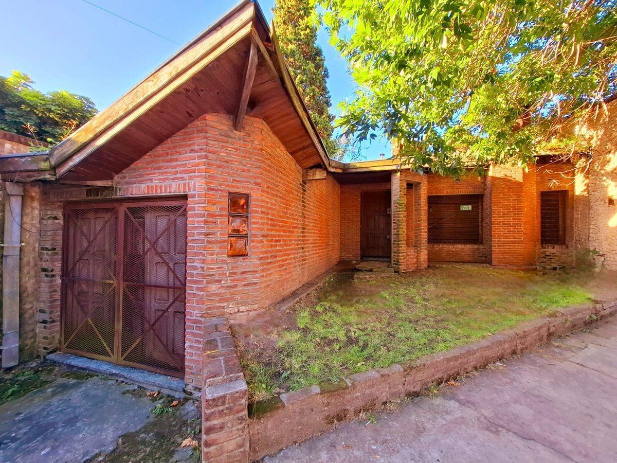Foto de CASA 4 AMBIENTES A REFACCIONAR VENTA LOMAS, imagen 1