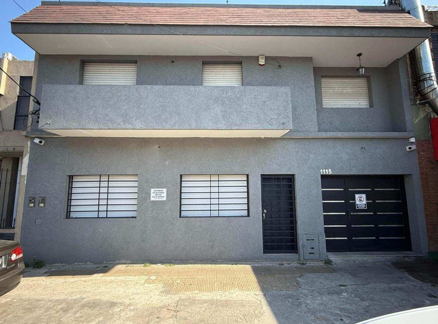 Foto de CASA 3 AMBIENTES VENTA LLAVALLOL JARDÍN COCHERA, imagen 1