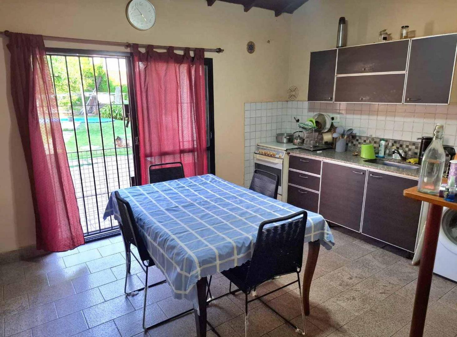 Foto de CASA 4 AMBIENTES VENTA TEMPERLEY JARDIN 2 FAMILIAS, imagen 5