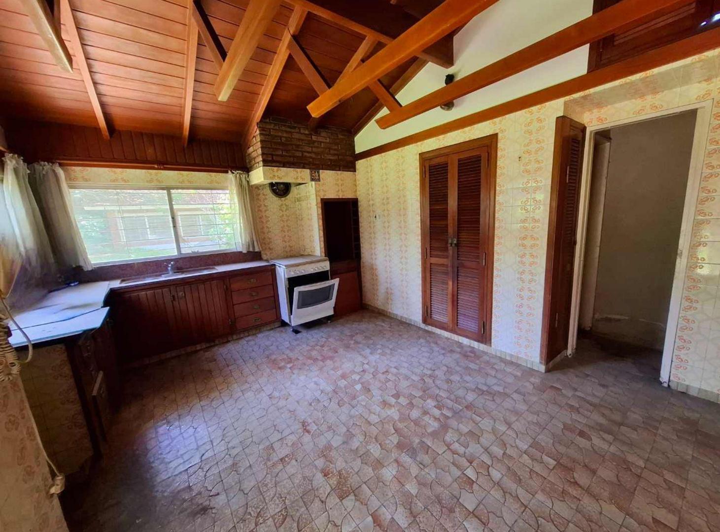 Foto de CASA 5 AMBIENTES VENTA LOMAS DE ZAMORA LOTE 800M2, imagen 5