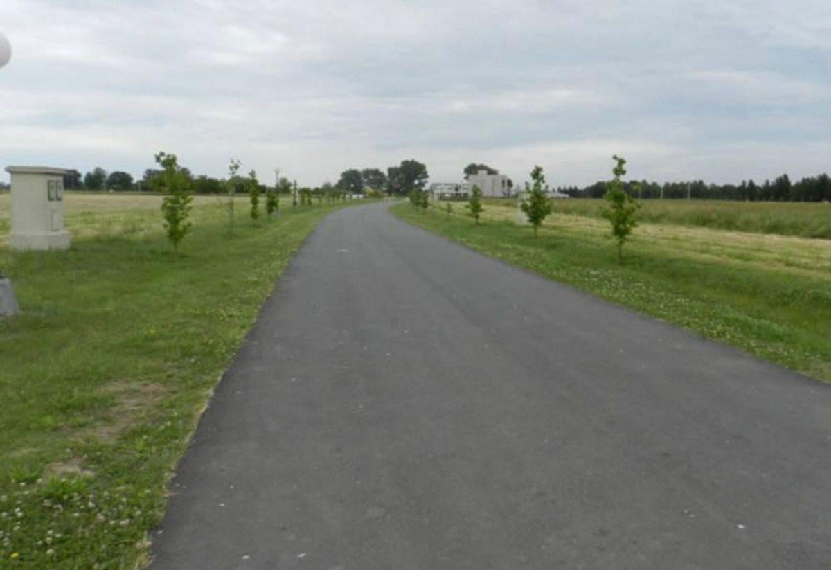 Foto de LOTE EN VENTA EN FINCAS DEL ALBA APTO CREDITO, imagen 3