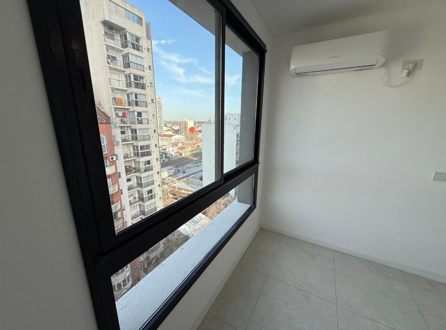 Foto de ALQUILER DEPARTAMENTO DOS AMBIENTES LOMAS DE ZAMOR, imagen 5
