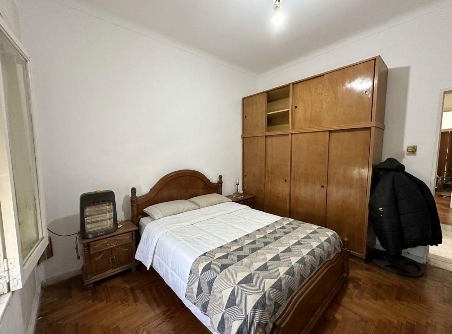 Foto de CASA 3 AMBIENTES EN VENTA +2 DPTOS LOMAS DE ZAMORA, imagen 3