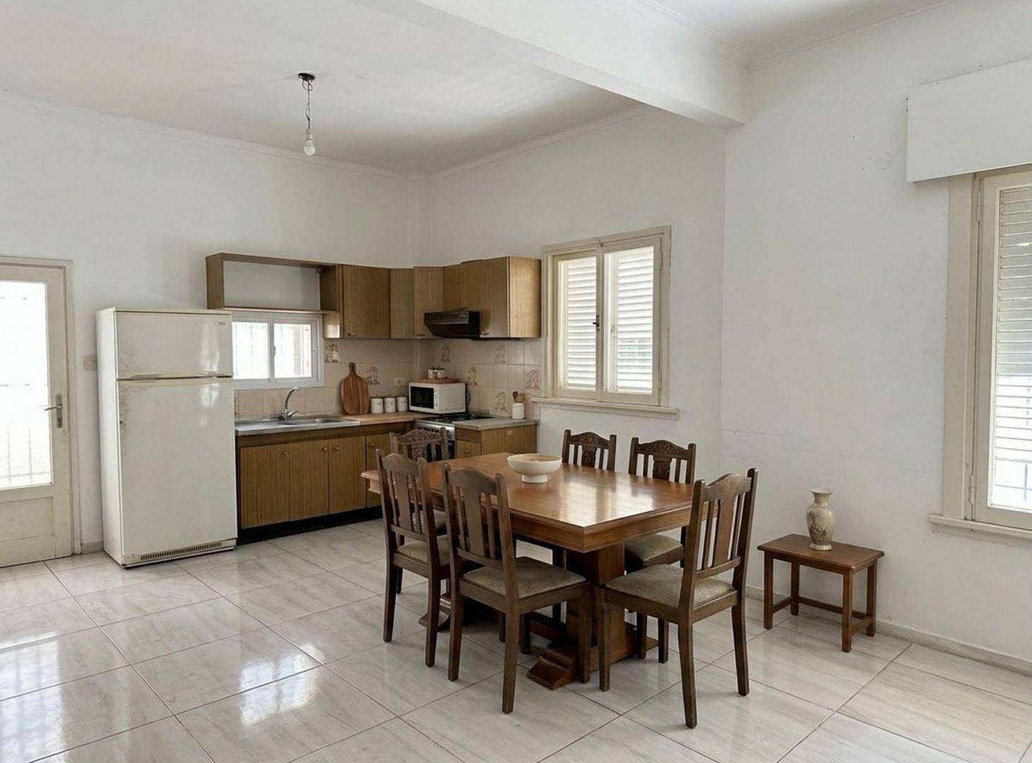 Foto de CASA 3 AMBIENTES EN VENTA +2 DPTOS LOMAS DE ZAMORA, imagen 4