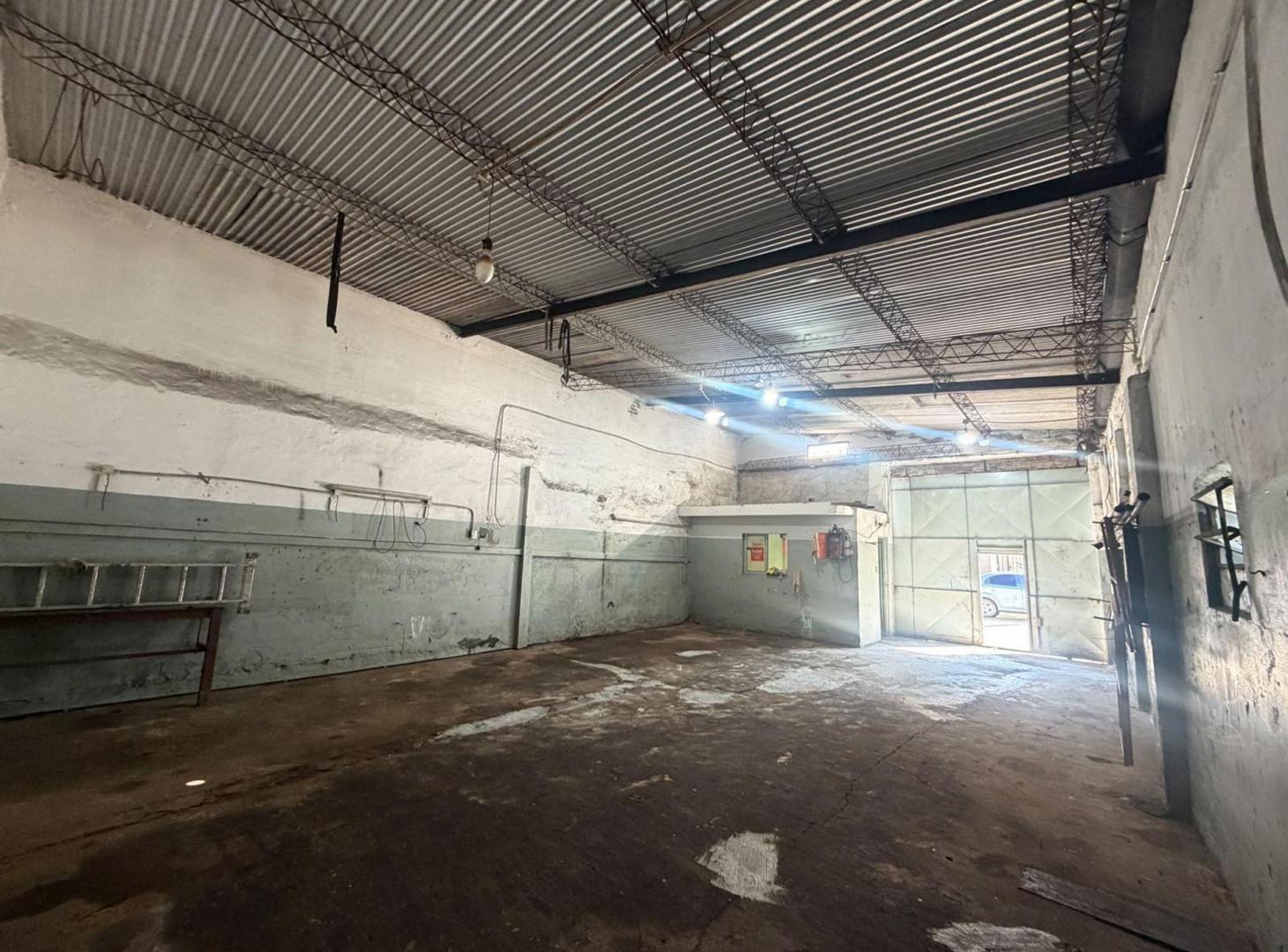 Foto de GALPON EN VENTA EN REMEDIOS DE ESCALADA, imagen 4