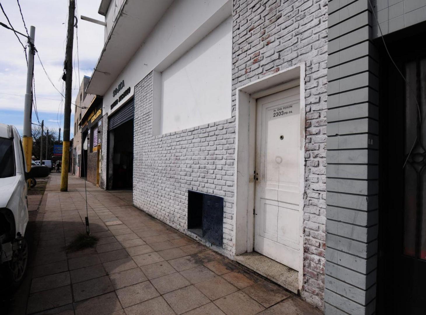 Foto de VENTA GALPON TEMPERLEY, imagen 2
