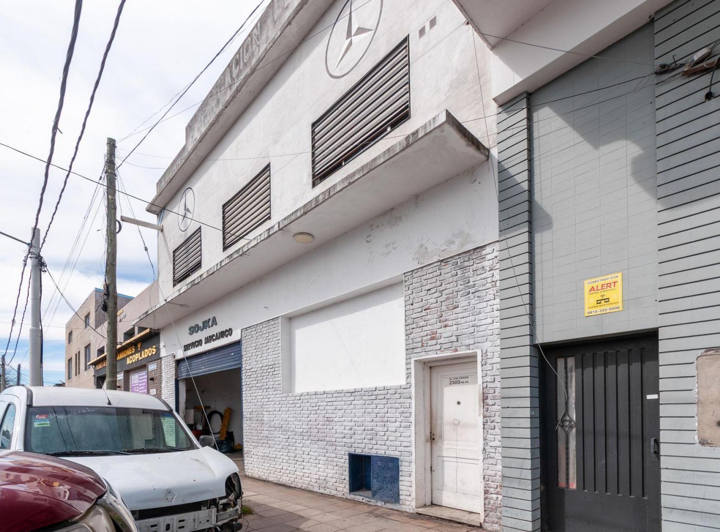 Foto de VENTA EN BLOQUE – DEPARTAMENTO / TALLER + GALPON, imagen 4