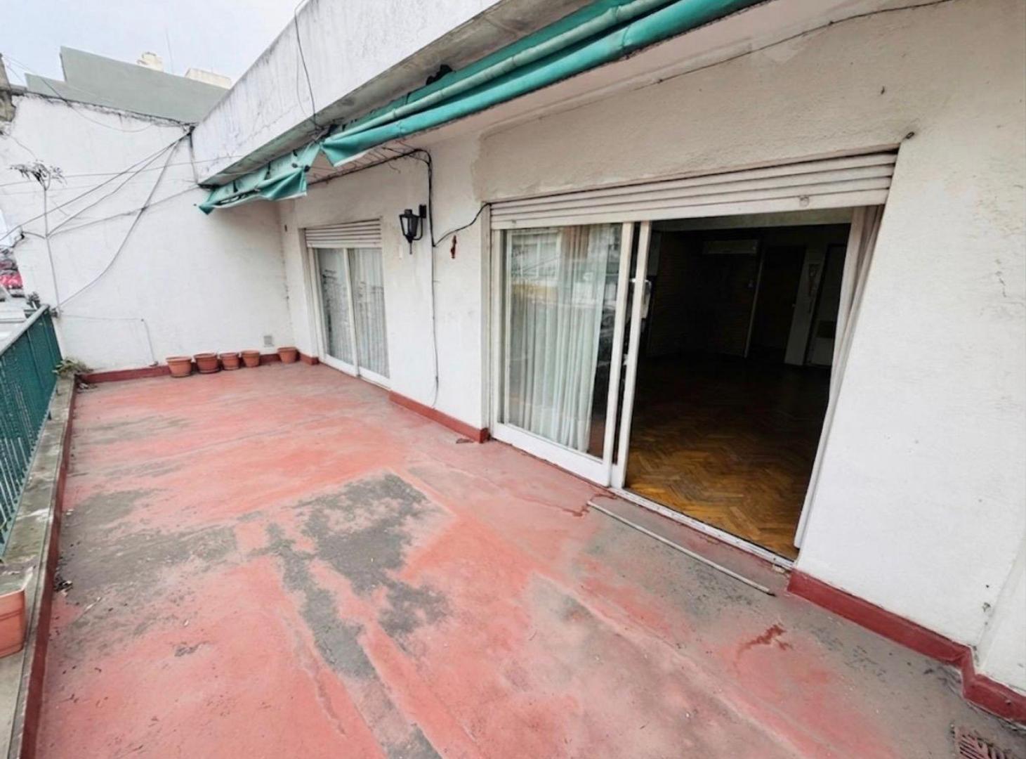 Foto de Departamento de 6 ambientes en venta Banfield, imagen 4